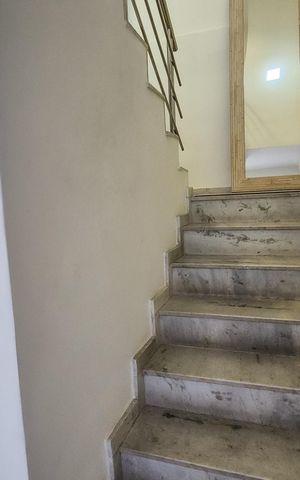 Casa à venda com 420m², 4 quartos e 1 vagaAcesso ao 2° Andar