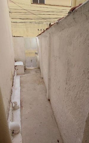 Casa à venda com 80m², 2 quartos e sem vaga