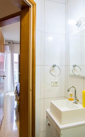 Apartamento à venda com 51m², 2 quartos e 1 vaga Apartamento à venda com 51m², 2 quartos e 1 vagaBanheiro social