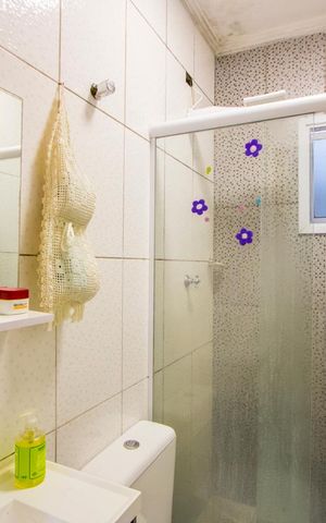 Apartamento à venda com 51m², 2 quartos e 1 vaga Apartamento à venda com 51m², 2 quartos e 1 vagaBanheiro do quarto 1