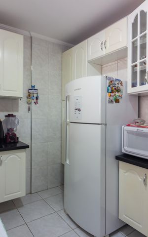 Apartamento à venda com 52m², 2 quartos e 1 vaga Apartamento à venda com 52m², 2 quartos e 1 vagaCozinha