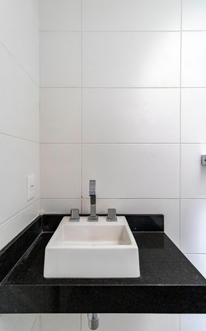 Casa à venda com 350m², 4 quartos e 3 vagas Casa à venda com 350m², 4 quartos e 3 vagasBanheiro Suíte 1