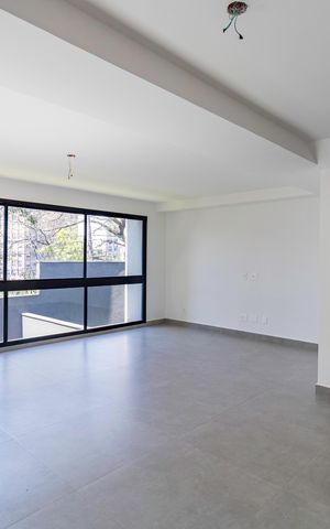 Casa à venda com 350m², 4 quartos e 3 vagas Casa à venda com 350m², 4 quartos e 3 vagasSala