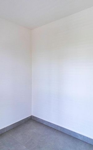 Casa à venda com 350m², 4 quartos e 3 vagas Casa à venda com 350m², 4 quartos e 3 vagasSuíte 1