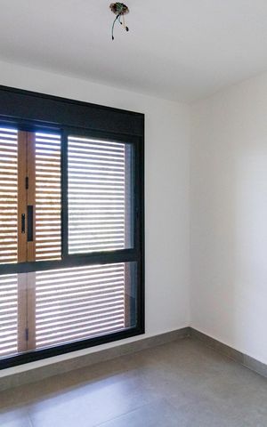 Casa à venda com 350m², 4 quartos e 3 vagas Casa à venda com 350m², 4 quartos e 3 vagasSuíte 1