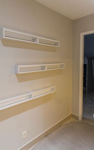 Apartamento à venda com 196m², 3 quartos e 3 vagas Apartamento à venda com 196m², 3 quartos e 3 vagasEscritório