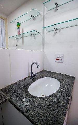 Apartamento à venda com 46m², 2 quartos e 1 vagaBanheiro Social