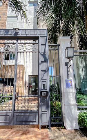 Apartamento à venda com 100m², 2 quartos e 2 vagasFachada