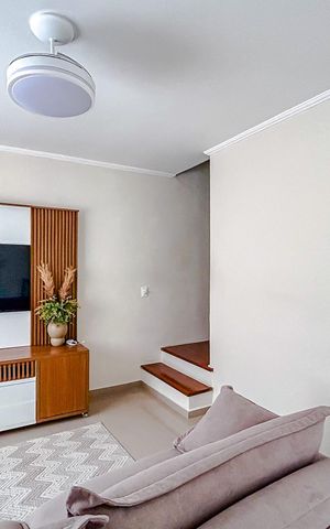 Casa à venda com 180m², 3 quartos e 2 vagasSala