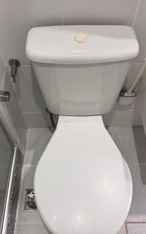 Apartamento à venda com 88m², 3 quartos e 2 vagas Apartamento à venda com 88m², 3 quartos e 2 vagasBanheiro social