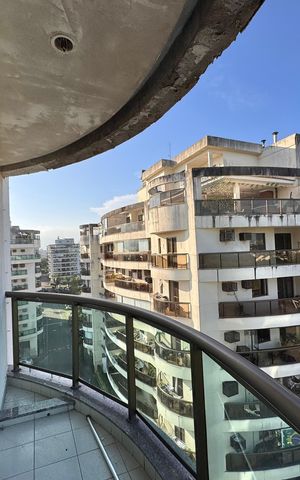Apartamento à venda com 88m², 3 quartos e 2 vagas Apartamento à venda com 88m², 3 quartos e 2 vagasVaranda da suíte