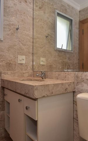 Apartamento à venda com 163m², 3 quartos e 3 vagasBanheiro da Suíte 2