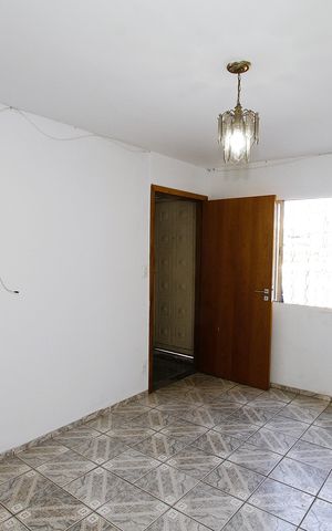 Casa à venda com 250m², 5 quartos e 2 vagasSala 1