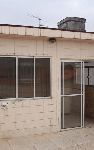 Casa à venda com 160m², 3 quartos e 2 vagasQuintal