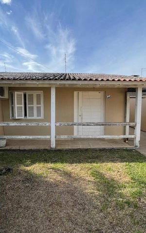 Casa à venda com 138m², 3 quartos e 2 vagasFachada da Casa