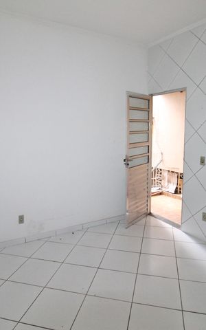 Casa para alugar com 80m², 2 quartos e 2 vagasCozinha