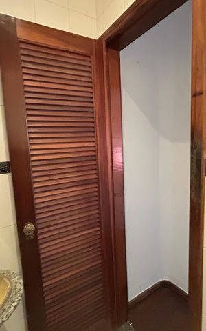 Casa de condomínio para alugar com 239m², 3 quartos e 1 vagaBanheiro social 2