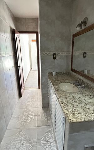 Casa de condomínio para alugar com 239m², 3 quartos e 1 vagaBanheiro da suíte