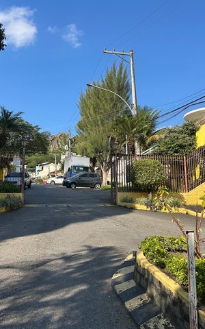 Casa de condomínio para alugar com 239m², 3 quartos e 1 vagaPortaria