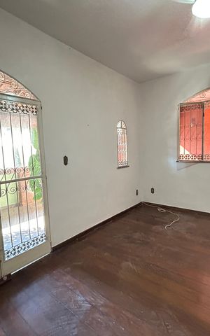 Casa de condomínio para alugar com 239m², 3 quartos e 1 vagaSala