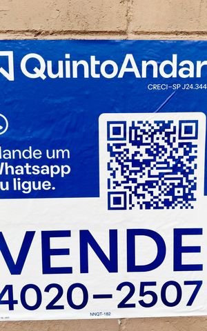 Apartamento para alugar com 47m², 2 quartos e 1 vaga Apartamento para alugar com 47m², 2 quartos e 1 vagaFachada