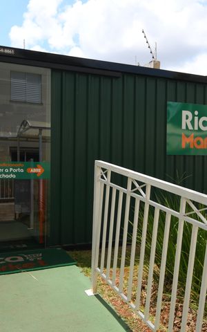 Apartamento à venda com 54m², 2 quartos e 1 vagaMini Mercado