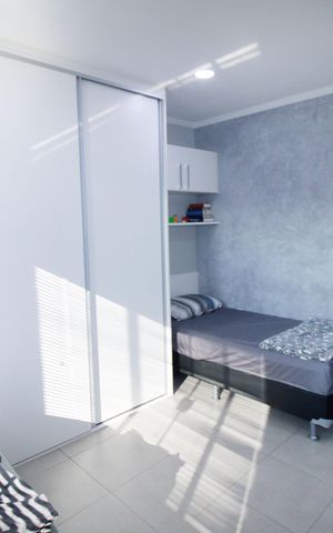 Casa à venda com 196m², 6 quartos e 2 vagasCasa 2 - Quarto 1 - Suíte