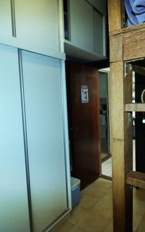 Casa à venda com 196m², 6 quartos e 2 vagasCasa 1 - Quarto 3