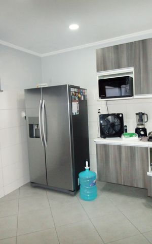Casa à venda com 196m², 6 quartos e 2 vagasCasa 2 - Cozinha