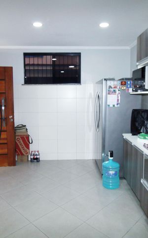 Casa à venda com 196m², 6 quartos e 2 vagasCasa 2 - Cozinha