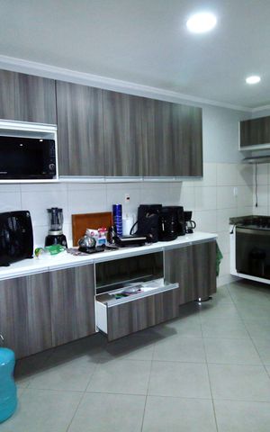Casa à venda com 196m², 6 quartos e 2 vagasCasa 2 - Cozinha