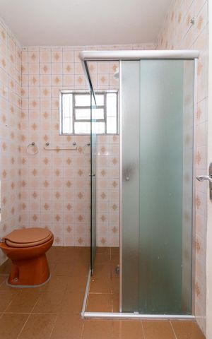 Casa à venda com 314m², 2 quartos e 1 vagaBanheiro