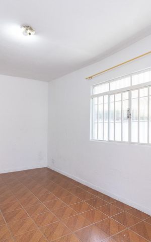 Casa à venda com 314m², 2 quartos e 1 vagaSala