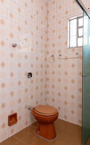 Casa à venda com 314m², 2 quartos e 1 vagaBanheiro