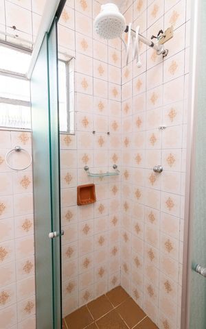 Casa à venda com 314m², 2 quartos e 1 vagaBanheiro