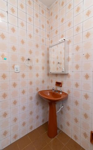 Casa à venda com 314m², 2 quartos e 1 vagaBanheiro