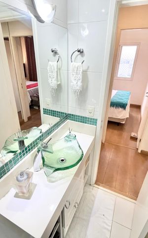 Apartamento à venda com 78m², 3 quartos e 2 vagasBanheiro social