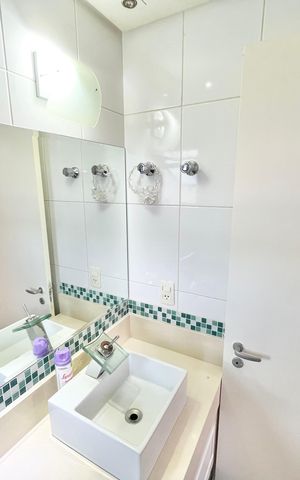 Apartamento à venda com 78m², 3 quartos e 2 vagasBanheiro da Suíte