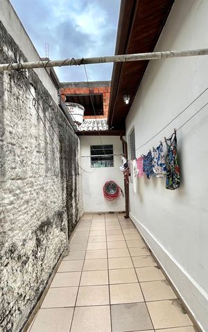 Casa à venda com 105m², 2 quartos e 1 vaga Casa à venda com 105m², 2 quartos e 1 vagaÁrea externa