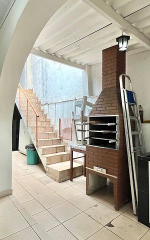 Casa à venda com 105m², 2 quartos e 1 vaga Casa à venda com 105m², 2 quartos e 1 vagaQuintal