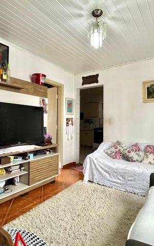 Casa à venda com 105m², 2 quartos e 1 vaga Casa à venda com 105m², 2 quartos e 1 vagaSala