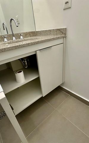 Studio para alugar com 35m², 1 quarto e 1 vaga Studio para alugar com 35m², 1 quarto e 1 vagaBanheiro