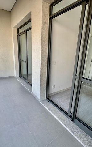 Studio para alugar com 35m², 1 quarto e 1 vaga Studio para alugar com 35m², 1 quarto e 1 vagaVaranda