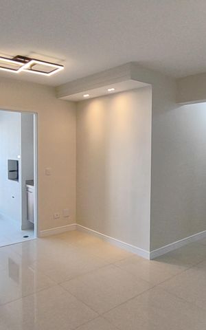 Apartamento à venda com 78m², 2 quartos e 2 vagas Apartamento à venda com 78m², 2 quartos e 2 vagasSala