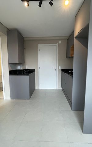 Apartamento à venda com 33m², 2 quartos e sem vaga Apartamento à venda com 33m², 2 quartos e sem vagaSala/Cozinha