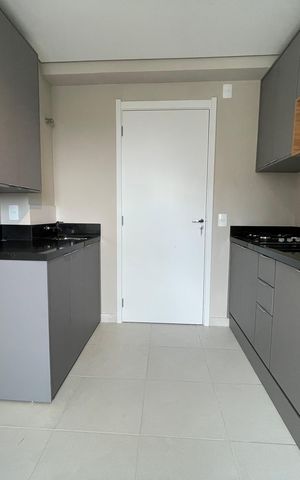Apartamento à venda com 33m², 2 quartos e sem vaga Apartamento à venda com 33m², 2 quartos e sem vagaSala/Cozinha