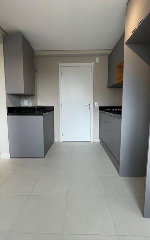 Apartamento à venda com 33m², 2 quartos e sem vaga Apartamento à venda com 33m², 2 quartos e sem vagaSala/Cozinha