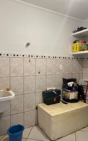 Casa à venda com 293m², 3 quartos e 5 vagas Casa à venda com 293m², 3 quartos e 5 vagasÁrea de Serviço
