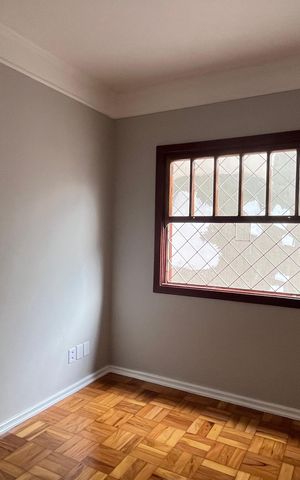 Casa à venda com 293m², 3 quartos e 5 vagas Casa à venda com 293m², 3 quartos e 5 vagasSuíte