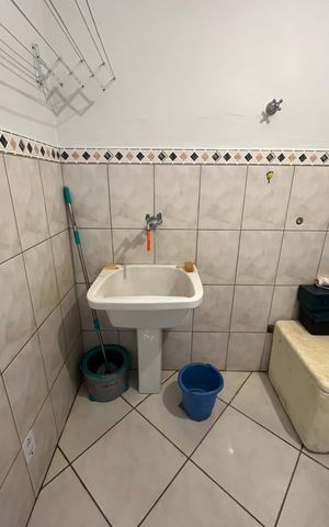 Casa à venda com 293m², 3 quartos e 5 vagas Casa à venda com 293m², 3 quartos e 5 vagasÁrea de Serviço